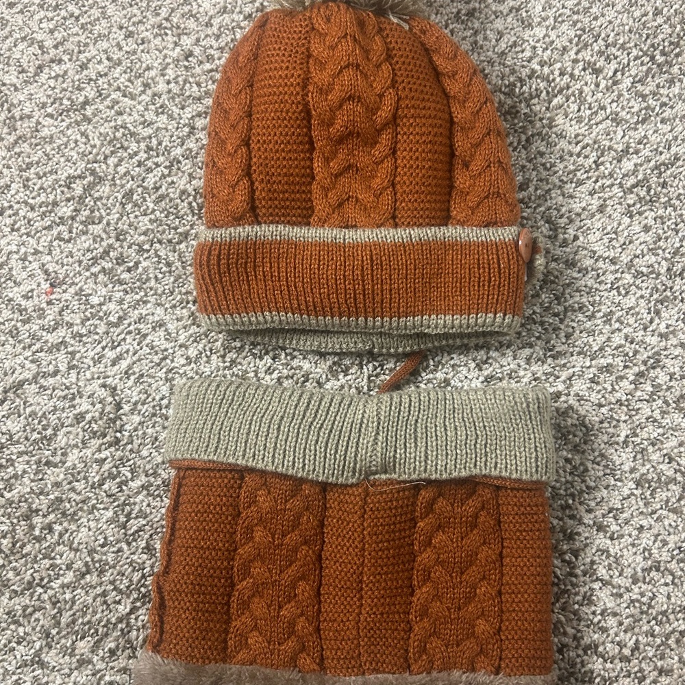 Fancy Hat Set - Picture 2 of 2